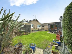 Photo 12- click for photo gallery